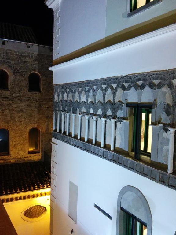 Haripergo Apartments A Bridge For Amalfi Coast 萨莱诺 客房 照片