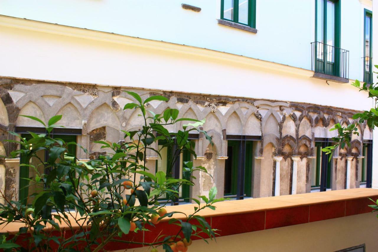 Haripergo Apartments A Bridge For Amalfi Coast 萨莱诺 外观 照片