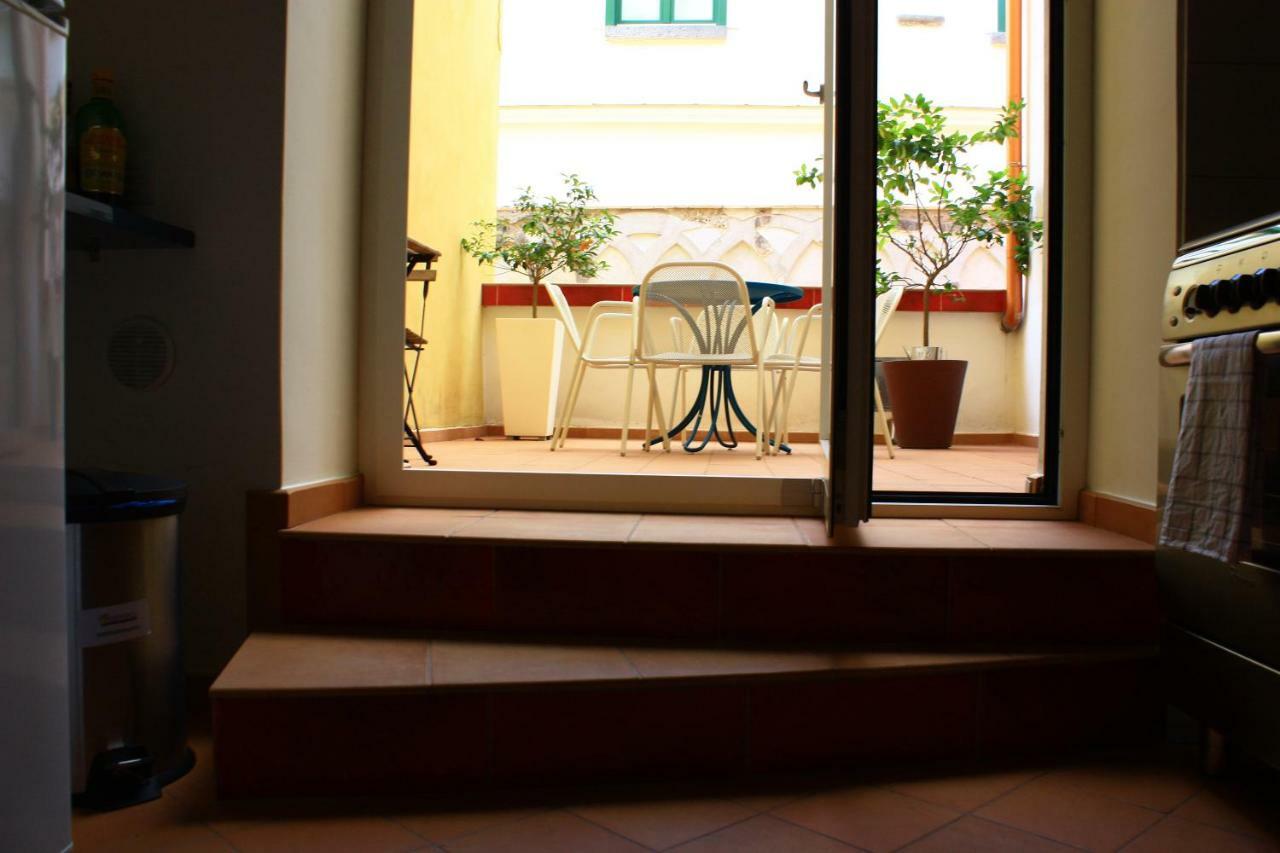 Haripergo Apartments A Bridge For Amalfi Coast 萨莱诺 外观 照片