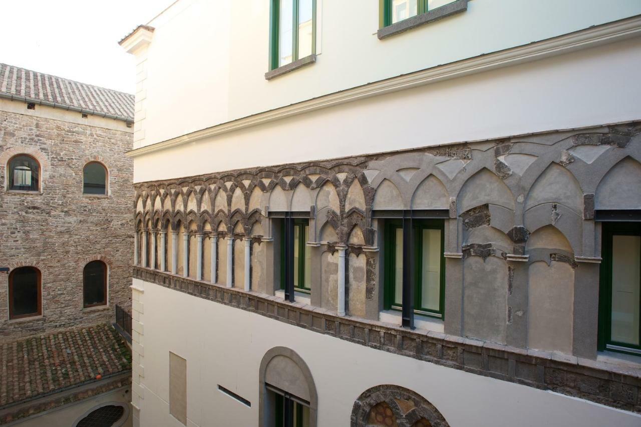 Haripergo Apartments A Bridge For Amalfi Coast 萨莱诺 外观 照片