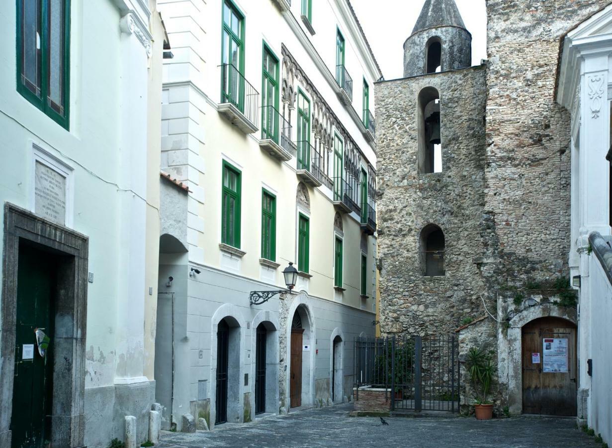Haripergo Apartments A Bridge For Amalfi Coast 萨莱诺 外观 照片